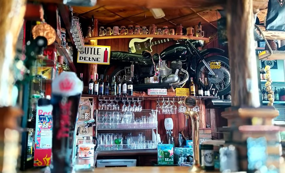 dzien kobiet black pub comin