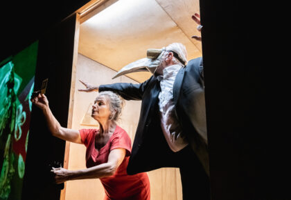 metamorphosis transits wyjatkowy spektakl teatru a3 M.Zakrzewski s 3