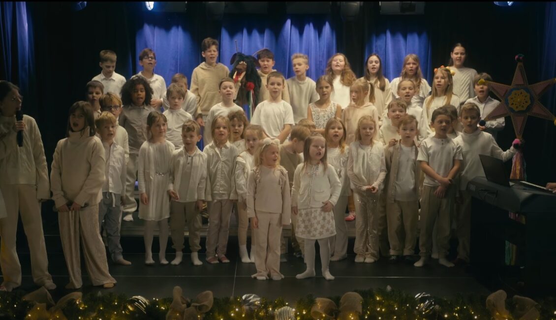 serca pokoj swiateczny teledysk montessori augustow 1