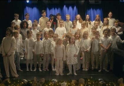 serca pokoj swiateczny teledysk montessori augustow 1