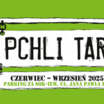 stoiska na placu wokół Suwalskiego Ośrodka Kultury podczas Pchlego Targu