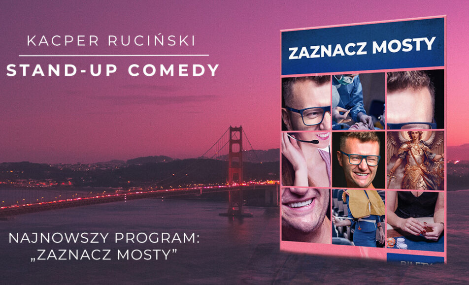 Kacper Ruciński podczas występu stand-upowego