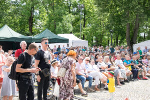 suwalski jarmark folkloru i smaku 2025 sobota pelna tradycji i muzyki 29