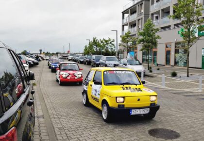 wielka wyprawa maluchow 2025 zawitala dzis do suwalk 006