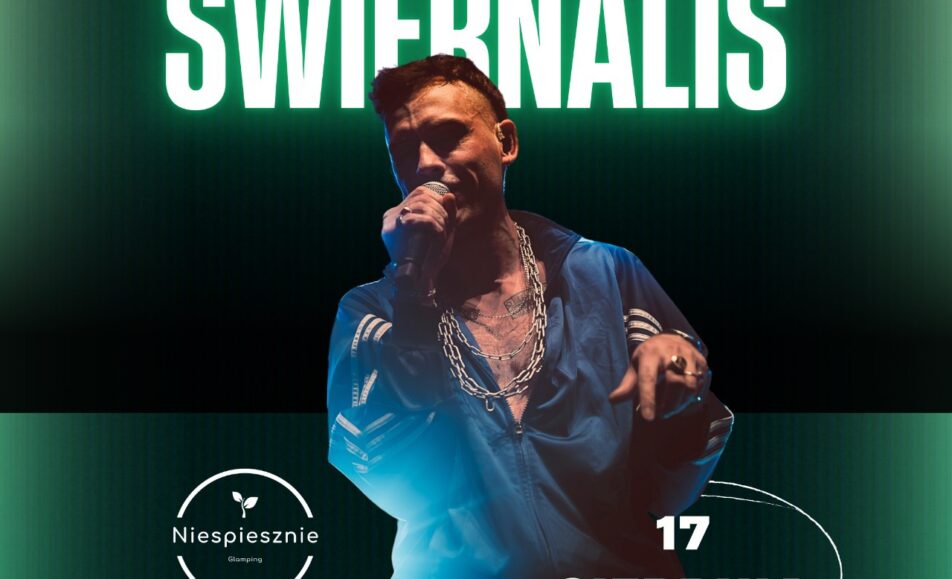 Swiernalis podczas koncertu kameralnego w plenerze