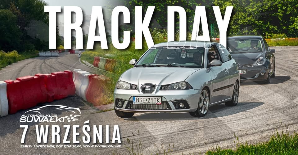Tor wyścigowy w Suwałkach z samochodami uczestniczącymi w Track Day