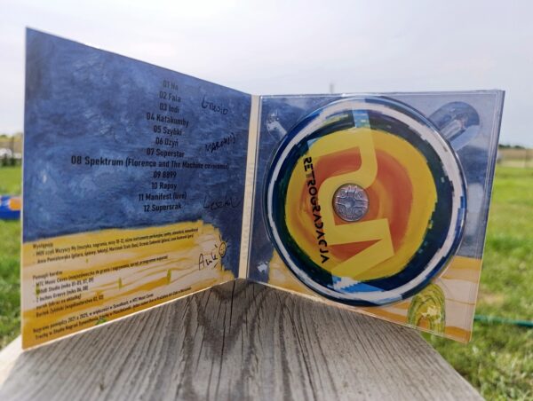 MUV - Retrogradacja [CD] - obrazek 4
