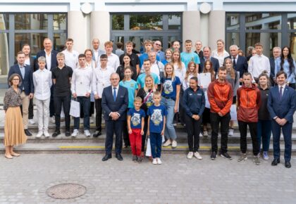 prezydent suwalk wyroznil lokalnych sportowcow za osiagniecia medalowe