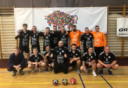 Historyczny debiut KS Szczypiorniak Niedźwiedzie Suwałki w 2. lidze piłki ręcznej Historyczny debiut KS Szczypiorniak Niedźwiedzie Suwałki w 2. lidze piłki ręcznej