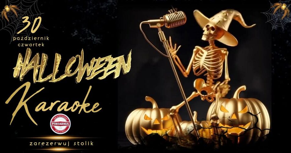 uczestnicy halloweenowego karaoke w przebraniu podczas śpiewania
