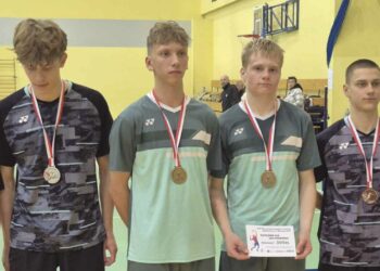 Pięć medali Suwalskiego Klubu Badmintona na XXII Warszawskim Otwartym Festiwalu piec medali suwalskiego klubu badmintona na xxii warszawskim otwartym festiwalu