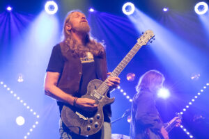 The Steepwater Band 10