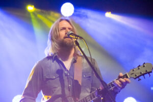 The Steepwater Band 16