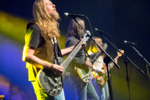 The Steepwater Band 35