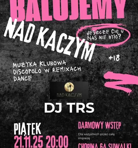 DJ TRS za konsoletą podczas imprezy Balujemy nad Kaczym