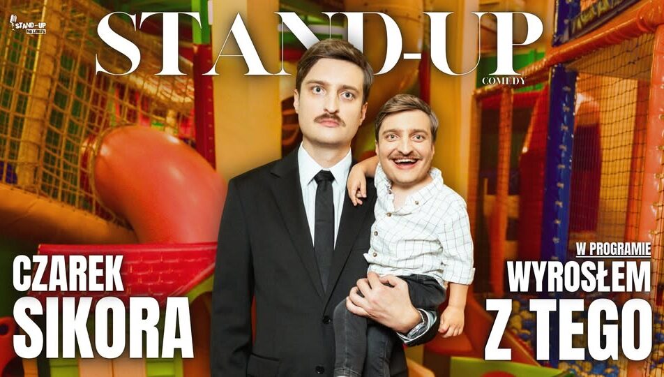 Czarek Sikora na plakacie promującym występ stand-up w Suwałkach