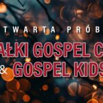uczestnicy próby gospel w kawiarni