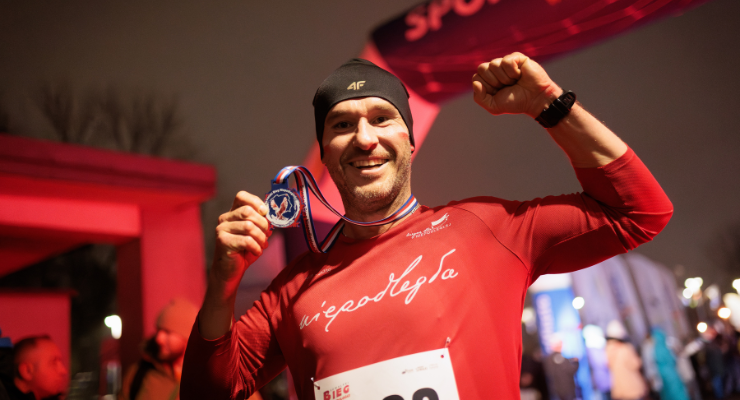 vi suwalski bieg niepodleglosci zgromadzil blisko 450 uczestnikow