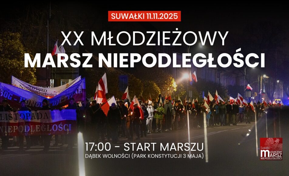 uczestnicy marszu niepodległości z biało-czerwonymi flagami w Suwałkach