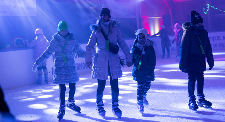 lodowisko miejskie przy sp 11 otwarte dla mieszkancow