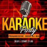 mikrofon na tle kolorowych świateł scenicznych