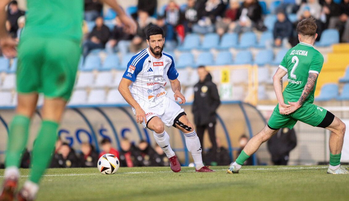 kamil pajnowski przedluza kontrakt z wigrami suwalki