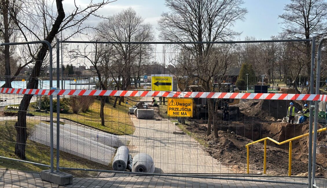 Czasowe zamknięcie przejścia przy Zalewie Arkadia z powodu prac modernizacyjnych czasowe zamkniecie przejscia przy zalewie arkadia z powodu prac modernizacyjnych