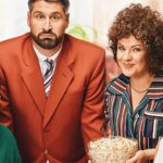 Kabaret Chyba na scenie, prezentujący nowy program.