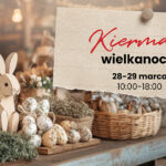 Kiermasz wielkanocny w Suwałki Plaza Stoisko z wielkanocnymi ozdobami i rękodziełem.
