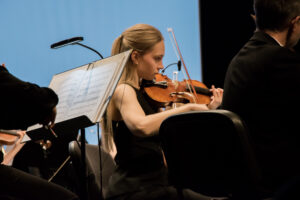 koncert muzyki z filmow andrzeja wajdy 09