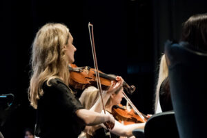 koncert muzyki z filmow andrzeja wajdy 13