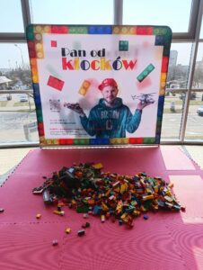 Wielkanocne budowanie z klocków w Suwałki Plaza suwalki plaza wystawa lego 2026 2