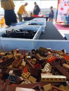 Wielkanocne budowanie z klocków w Suwałki Plaza suwalki plaza wystawa lego 2026 6