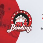 Zawodnik grający w kręgle podczas turnieju w MK Bowling Suwałki