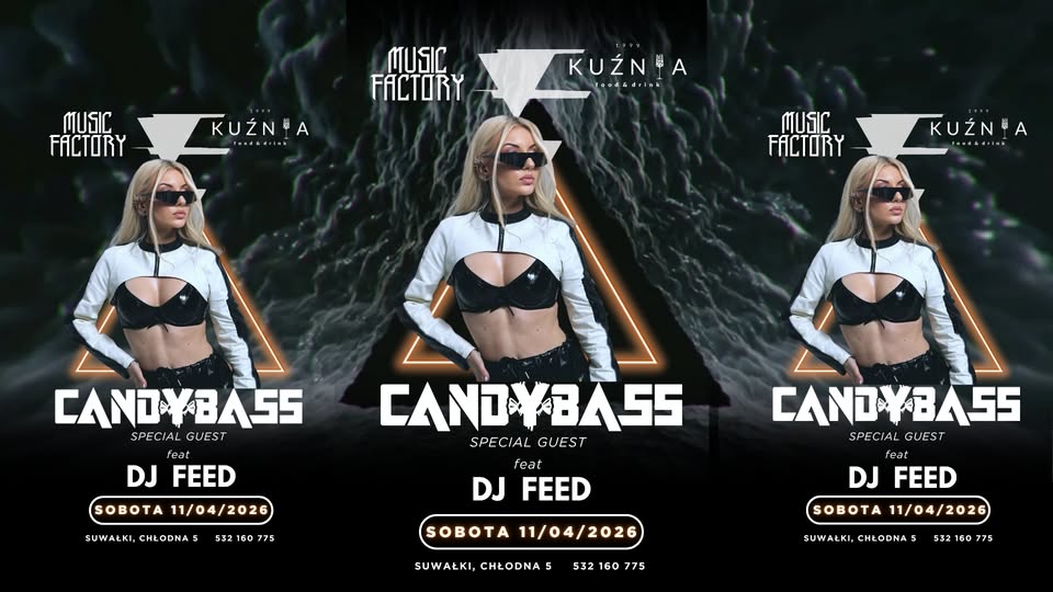 DJ Candybass za konsoletą, tłum bawiący się w klubie.