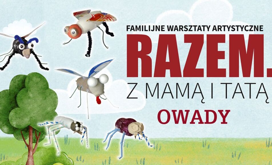 Dzieci i rodzice tworzą owady z materiałów recyklingowych na warsztatach.