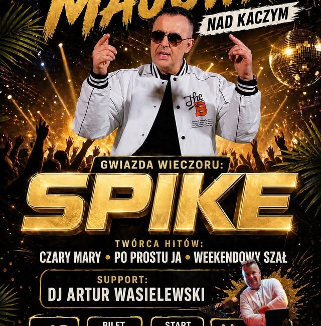 DJ Artur Wasielewski podczas występu nad Kaczym