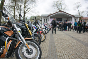 rozpoczecie sezonu motocyklowego w suwalkach 2026 foto 13