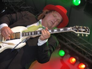 „Osiemnaście mgnień bluesa”. Suwałki Blues Festival w obiektywie Wojciecha Otłowskiego osiemnascie mgnien bluesa suwalki blues festival w obiektywie wojciecha otlowskiego08