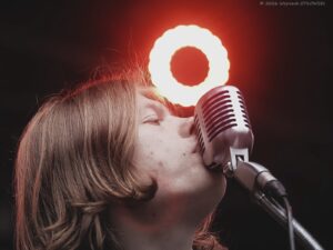 „Osiemnaście mgnień bluesa”. Suwałki Blues Festival w obiektywie Wojciecha Otłowskiego osiemnascie mgnien bluesa suwalki blues festival w obiektywie wojciecha otlowskiego58